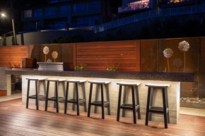 Centrally Located With Hot Tub & Amazing Outside Area